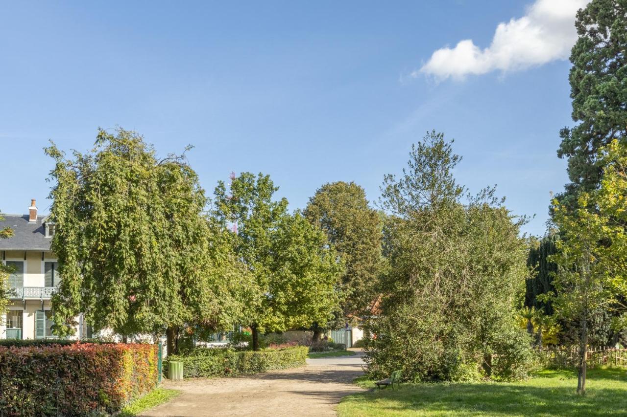 Auberge La Maison Montreau Монтрёй Экстерьер фото